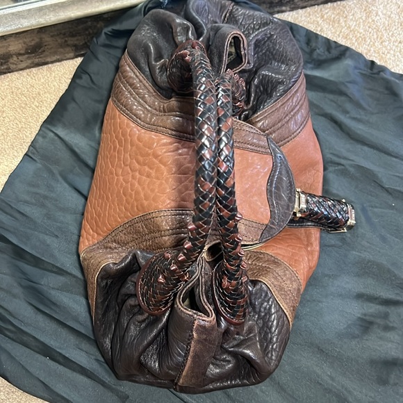 FENDI ALL LEATHER SPY BAG - Picture 4 of 16